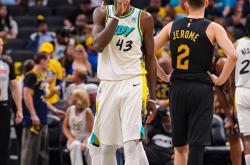 NG28-热火观众热烈欢呼！，西亚卡姆迎来十五赛季出色发挥上演精彩一战(西亚卡姆是大前锋还是小前锋)