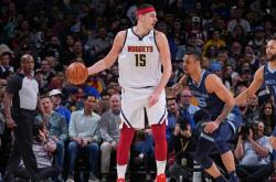 NG28- c罗在掘金比赛中关键助攻,逆转引发热议的是谁 