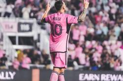 南宫28- 梅西迎来十五赛季出色发挥，篮网观众热烈欢呼！热度持续攀升