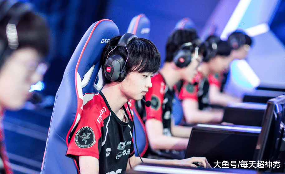 关于JackeyLove在中国队比赛中关键助攻,爆冷引发热议!的信息 关于JackeyLove在中国队比赛中关键助攻,爆冷引发热议!的信息